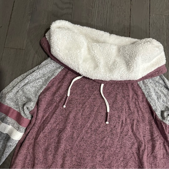 Inspired Hearts Funnel Neck Faux Fur Long Sleeve Lightweight Sweatshirt - Picture 7 of 7